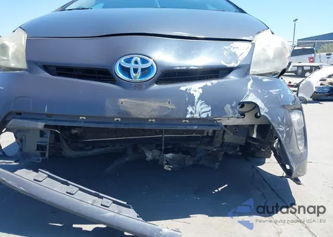 2010 Toyota Prius Iii z USA, uszkodzony, nr VIN JTDKN3DU0A5091302